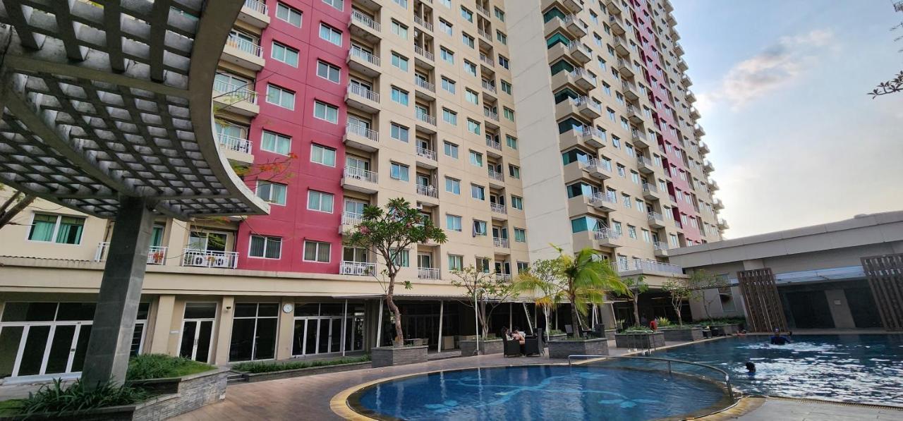 Apartemen Solo Paragon By Cariapartemen-Id Bonorejo Eksteriør bilde